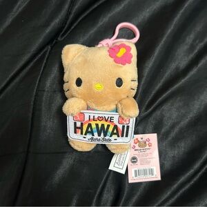 LIMITED EDITION Hawaii License Plate Hello Kitty Plush Keychain